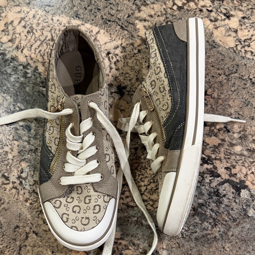 Guess Women's Sneakers - Beige and Black